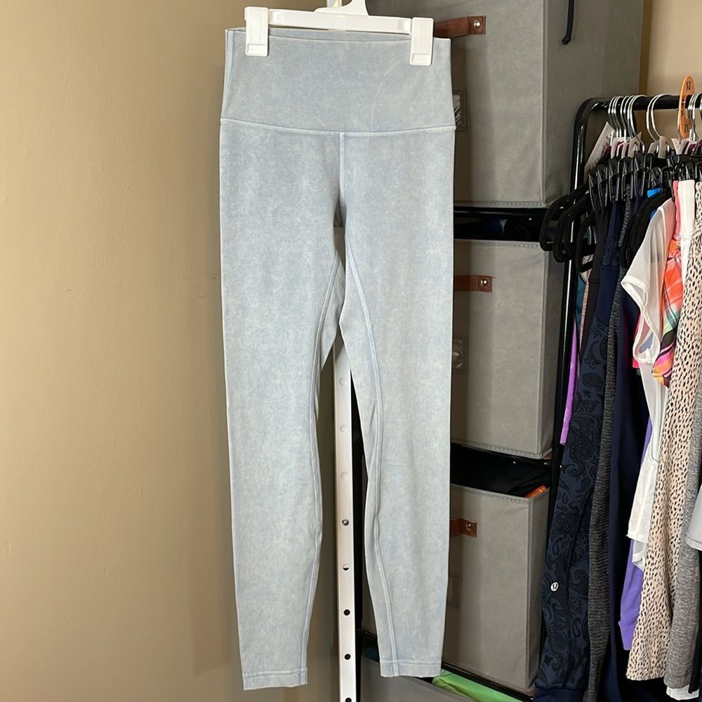 Lululemon Wunder Under High Rise Tight 25" Sz 4 Washed Moon 7/8 Length Luxtreme
